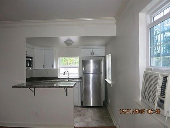 4th image of 4417 Chestnut St