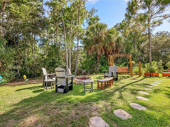 5th image of 11491 Forest Mere DR