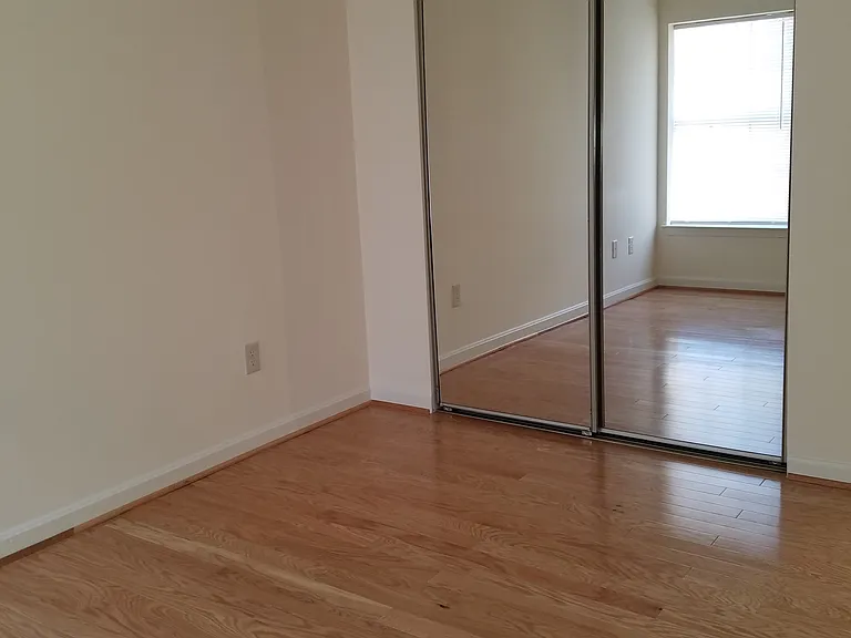 921 Westhaven Dr — Photo 7