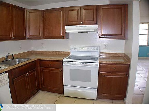5th image of 7001 Environ Blvd APT 105