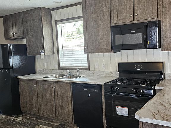 2nd image of 3430 N Peoria Dr Lot 98-NB98