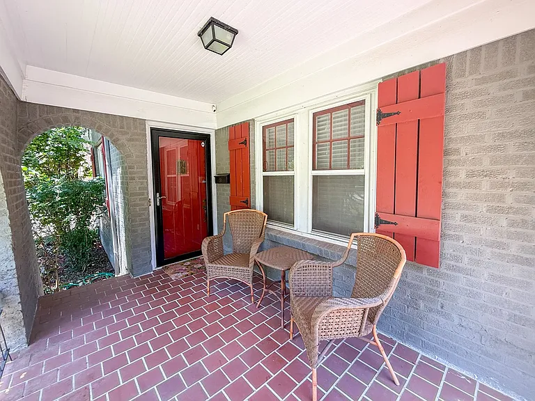 3121 NW 22nd St — Photo 5