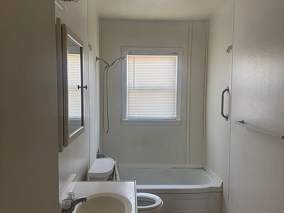 5th image of 920 S Bryan St #8