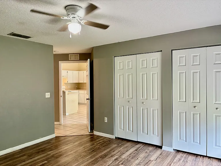 37137 Grassy Hill Ln — Photo 6