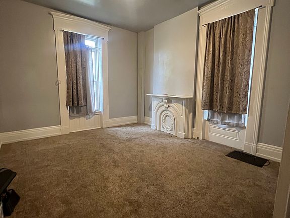 4th image of 309 N 10th St #2