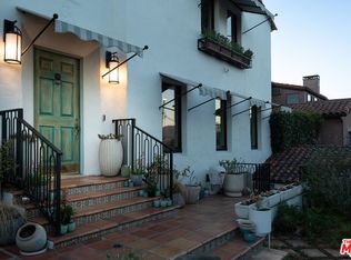 2341 Ronda Vista Dr, Los Angeles, CA 90027