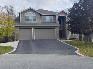 8725 Plumas Cir, Eagle River, AK 99577