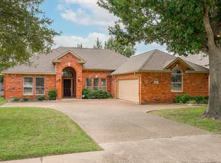 6810 Crestland Ave, Dallas, TX 75252
