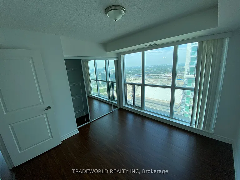 50 Town Centre Ct #3404 — Photo 7