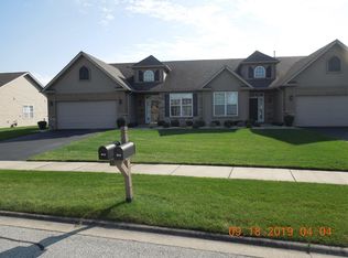 874 Portrait Pl, Dyer, IN 46311