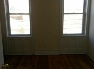 3536 10th St, Long Island City, NY 11106