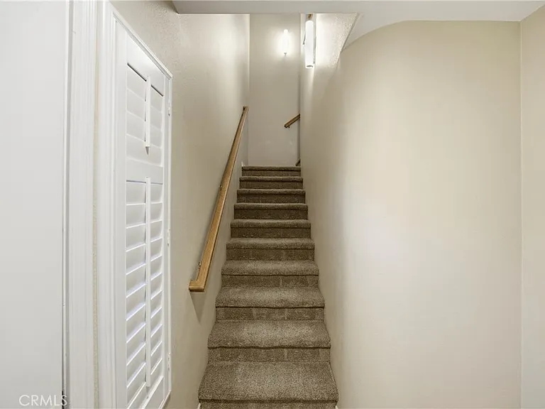 1059 S Positano Ave — Photo 3