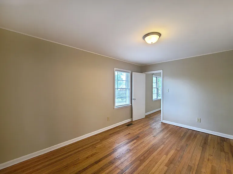 3225 Forrest Hills Dr SW — Photo 13