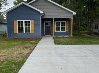 503 E Elizabeth St, Selma, NC 27576