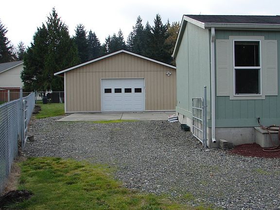 4th image of 11725 Bonniview Ct SW