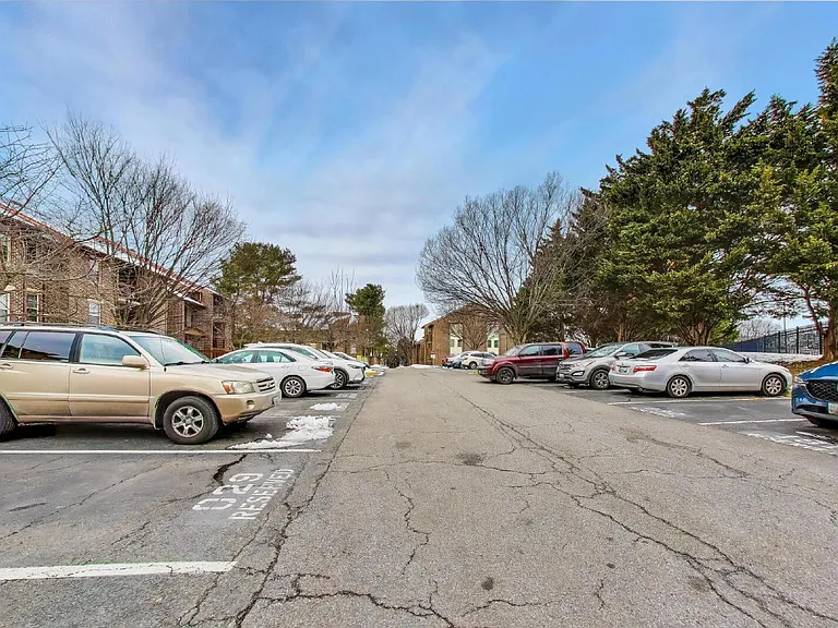 7802 Guildberry Ct #201 — Photo 23