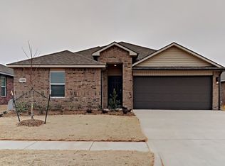 4304 Colt Dr, Mustang, OK 73064