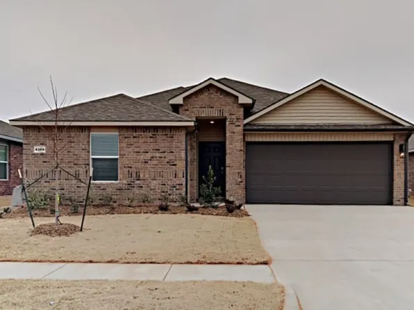 4304 Colt Dr, Mustang, OK 73064