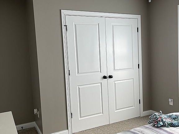 5th image of 2717 Executive Dr