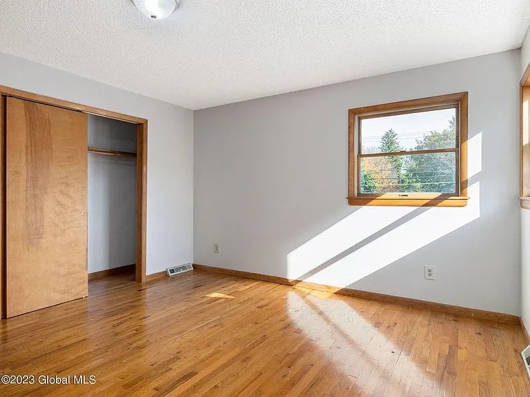1128 Western Ave #1B — Photo 7