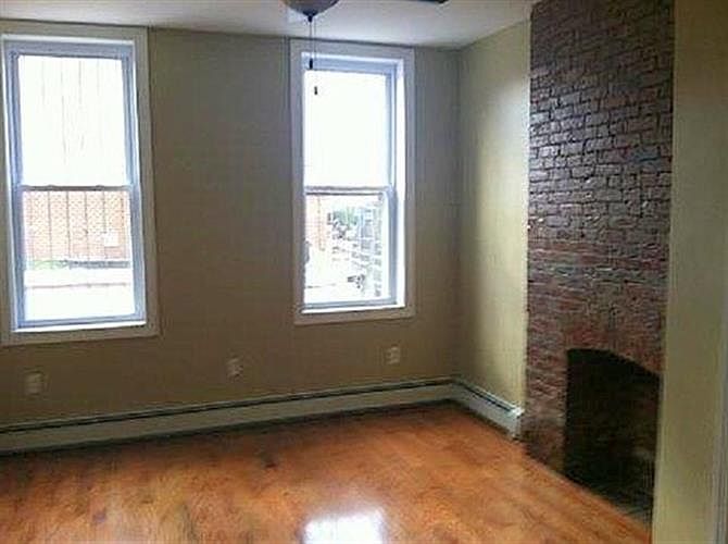 2nd image of 200 Wayne St #101