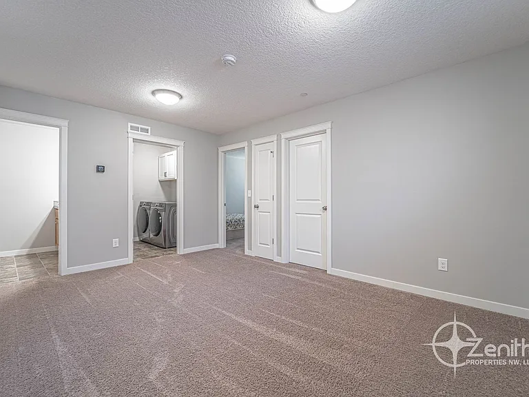 186 N 44th Pl — Photo 16