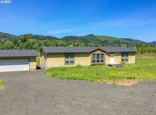 1375 S Side Rd, Sutherlin, OR 97479