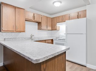 The Reserve on Southtowne Il, South Milwaukee, WI 53172