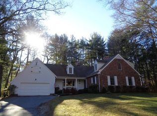 57 Stoney Run Ln, Marion, MA 02738
