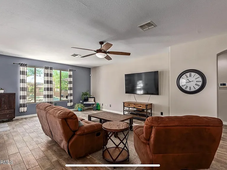 14085 W Windrose Dr — Photo 3