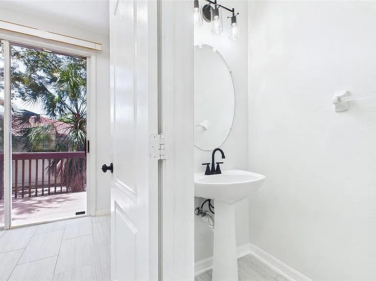 3175 Bayshore Oaks Dr — Photo 21
