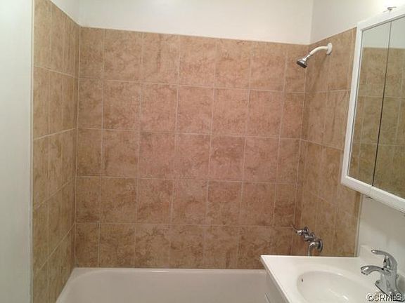 5th image of 5421 Tyler Ave