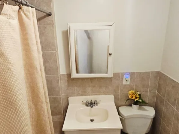 819 27th Street image 12 of 12