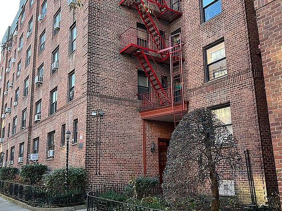 5th image of 34-20 78th St Unit 4G