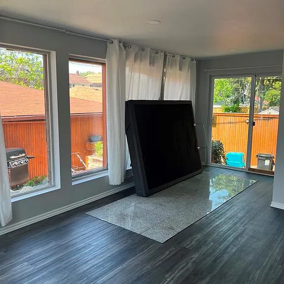 1285 Parent Ave — Photo 4