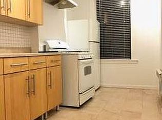 75-42 61st St #2R, Ridgewood, NY 11385