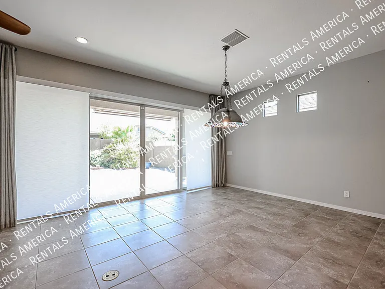 41335 W Almira Dr — Photo 8
