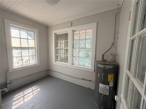 5th image of 323 7th St #1/2
