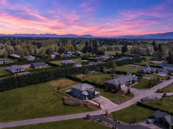 1072 W 55th Terrace, Bellingham, WA 98226
