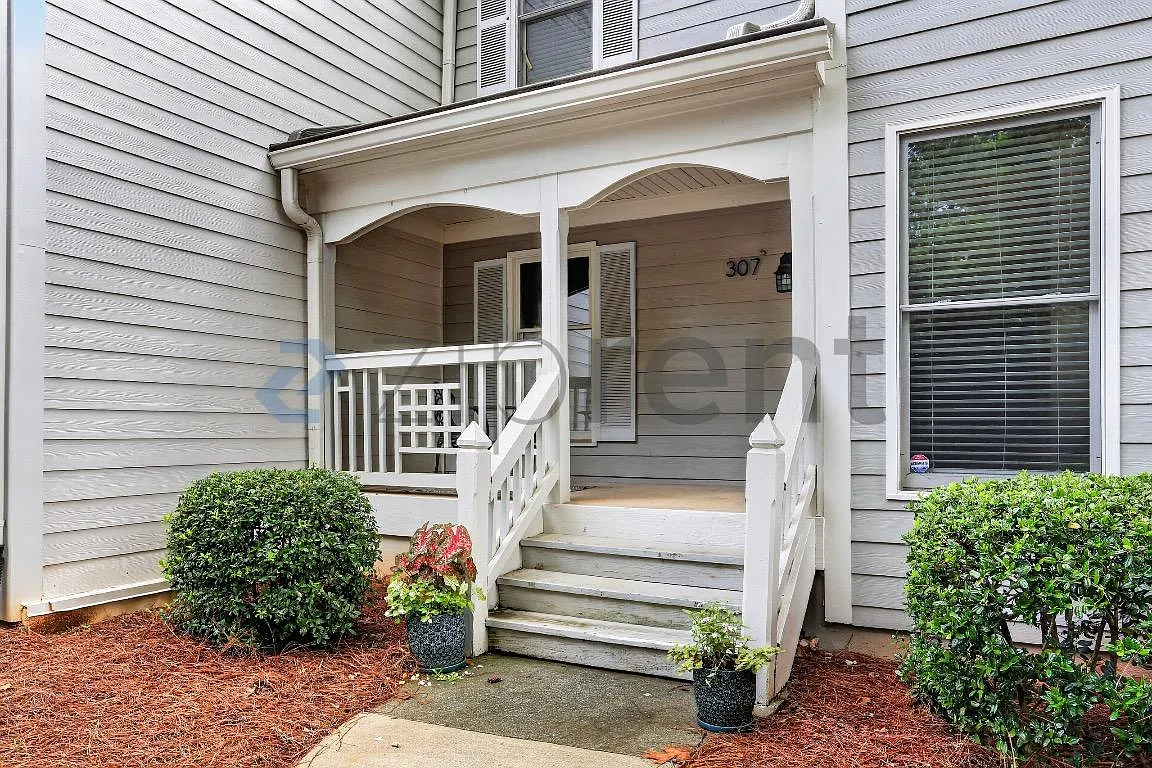 2 bed, 1567 sqft, $2,600 — Photo 1
