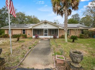 5528 Willard Norris Rd, Milton, FL 32570