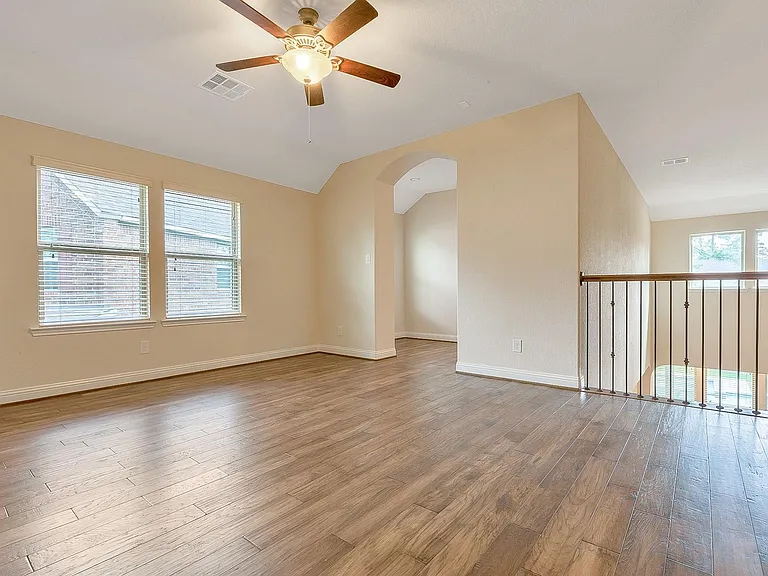 22 Garden Path Pl — Photo 30