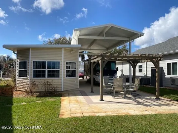 1883 Enterprise Ln #224, Titusville, FL 32796