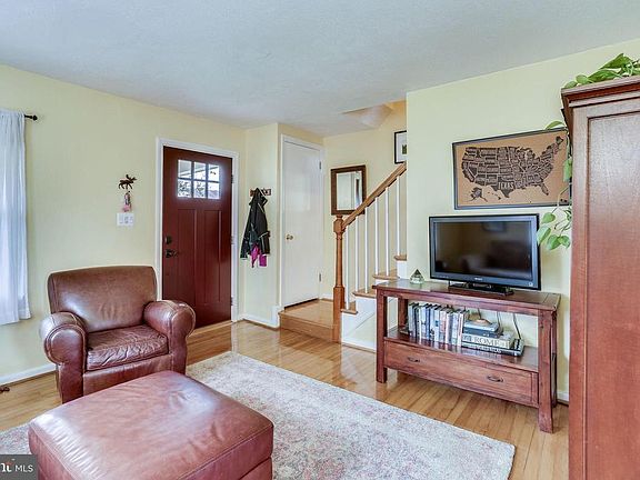 5th image of 2716 Albemarle Dr