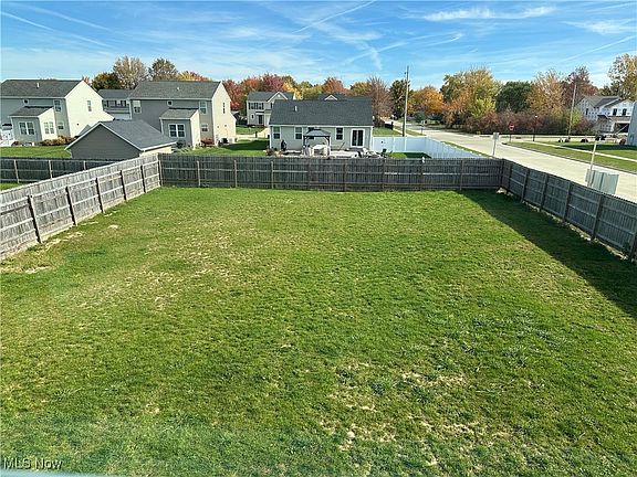 2nd image of 208 Fairfield Dr