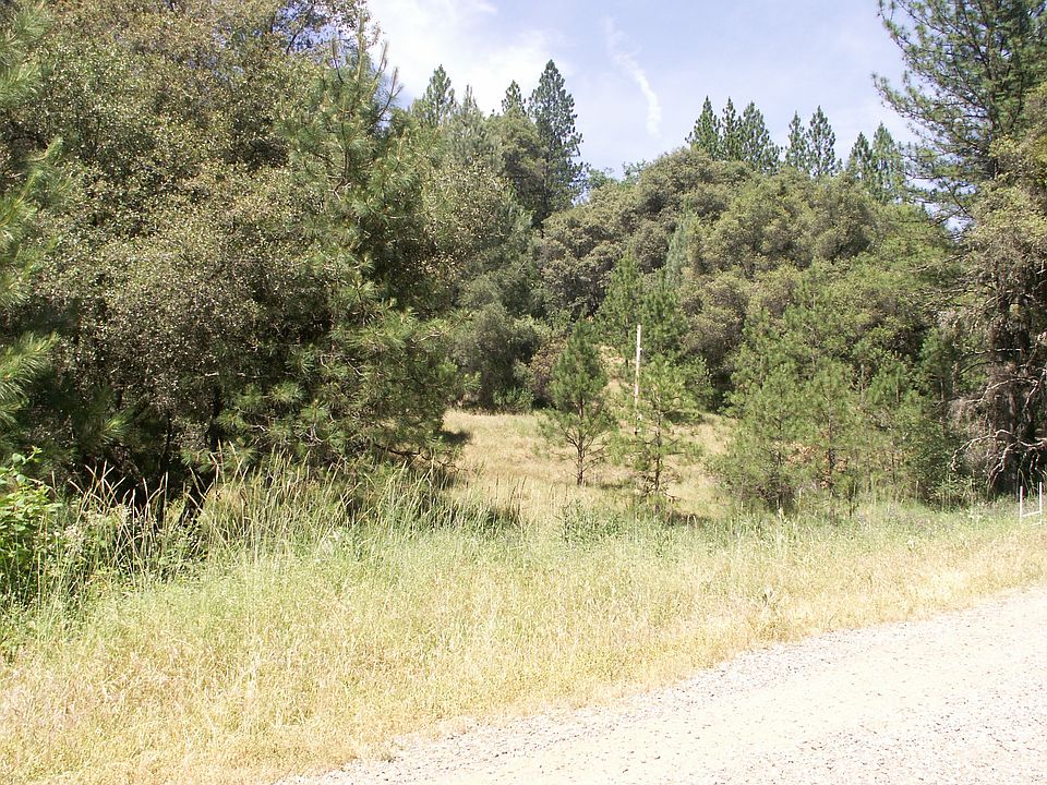 2nd image of 17451 Lueders Ct