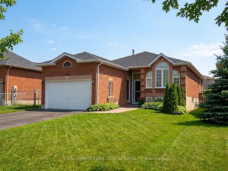 238 Wessenger Dr #UPPER — Photo 1