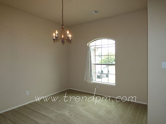 3rd image of 517 Destin Dr