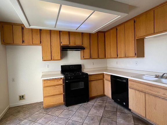 2nd image of 21922 S Western Ave APT 6