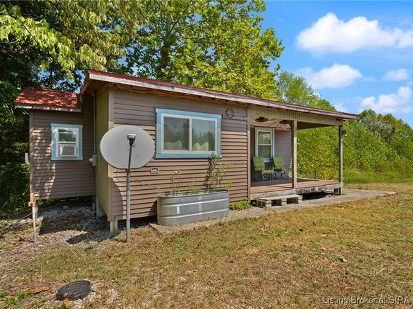 118 W Sawmill Road, English, IN 47118